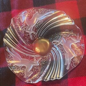 Mikasa Elegant Clear Crystal Glass Decorative Bon Bon Plate Reindeer Pattern